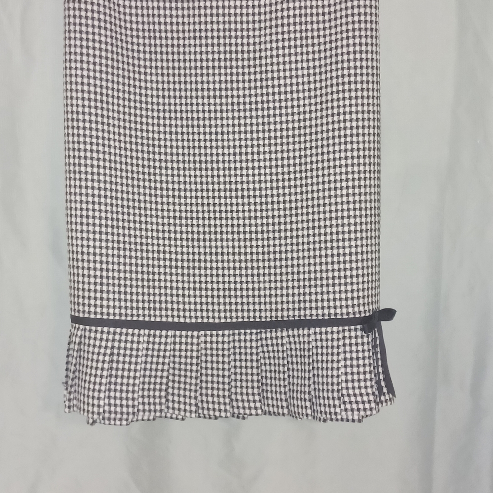 Skirt - Picture 2 of 2